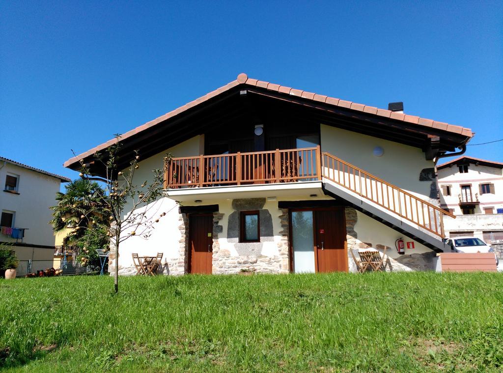 Apartamentos Aldagaia Hernani Ruang foto